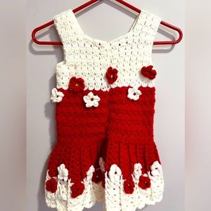 I am selling a baby size dress of 3 years old